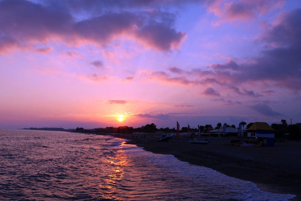 Club Turtas Beach Конаклы Экстерьер фото