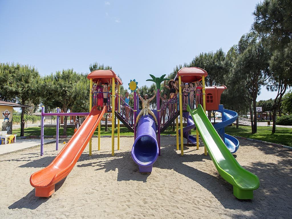 Club Turtas Beach Конаклы Экстерьер фото