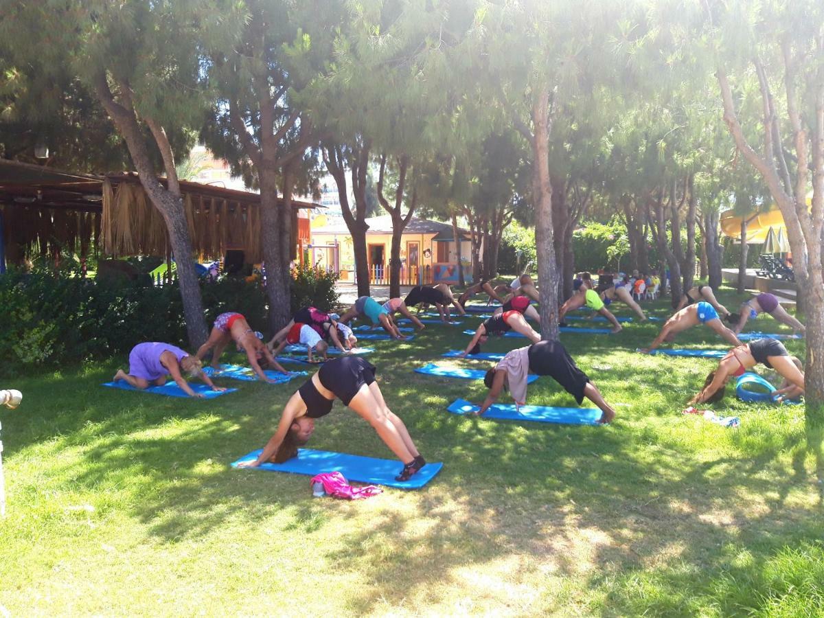 Club Turtas Beach Конаклы Экстерьер фото